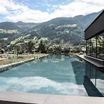 Sport- Und Wellnesshotel Held 4 Sterne Superior Hotel Fügen