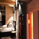 Hotel Held 4*