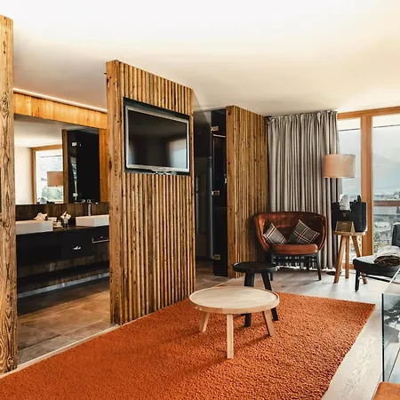 Hotel Held