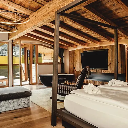 Held Hotel 4*