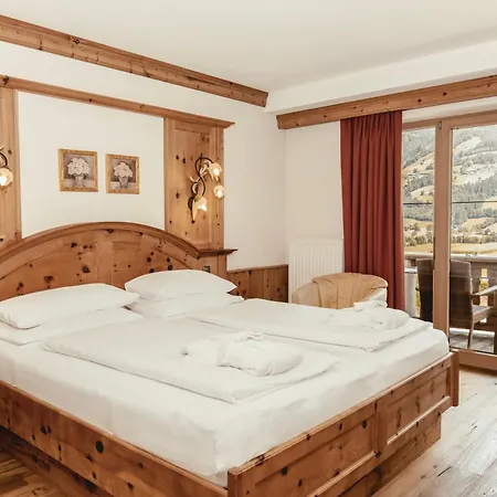 Held Hotel 4*