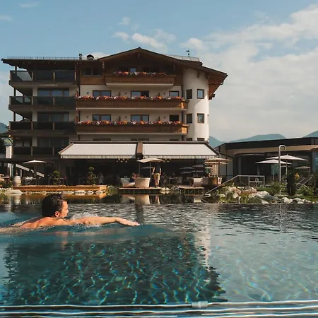 Hotel Held - Hotel&spa , 4 Sterne Superior, Zillertal 4*