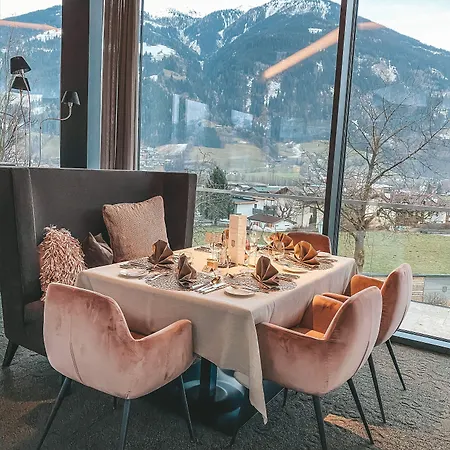 Held - Hotel&spa , 4 Sterne Superior, Zillertal Fügen