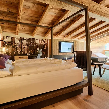 Held - Hotel&spa , 4 Sterne Superior, Zillertal Hotel Fügen