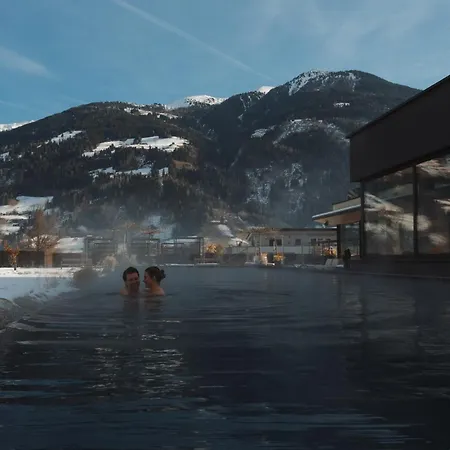 Sport- Und Wellnesshotel Held 4 Sterne Superior Hotel Fügen